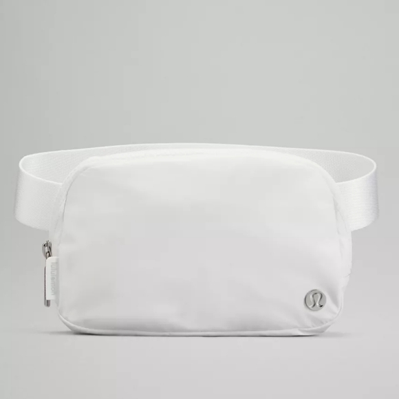 lululemon athletica Handbags - 🆕️ LULULEMON BELT BAG - WHITE